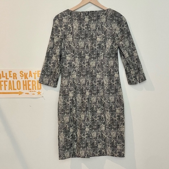 M.M. LAFLEUR The Etsuko Dress - Crackle Classic Modest Classy Black and White 4 - Picture 8 of 14